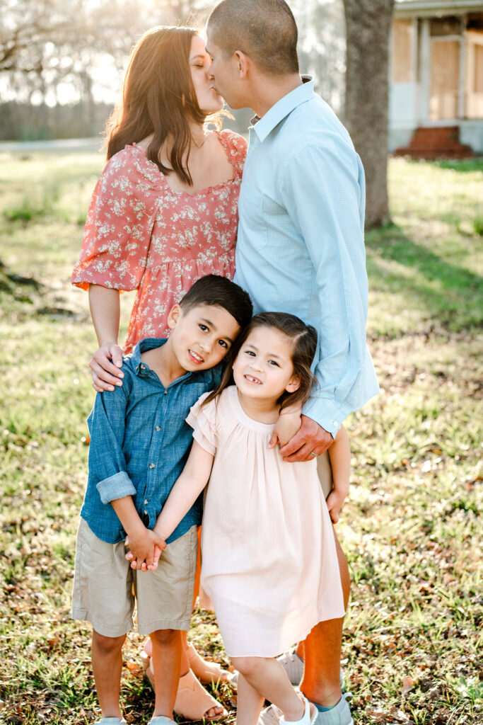 Spring colors for family photography session